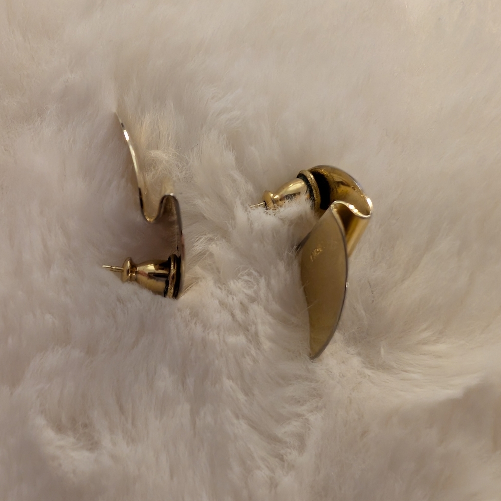 Monet Vintage Geometric Earrings - Picture 4 of 4